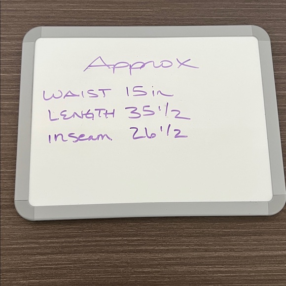 PAIGE Brigitte Slim Straight Leg Jeans Women’s Size 26 Dark Wash. Slim - Picture 6 of 6